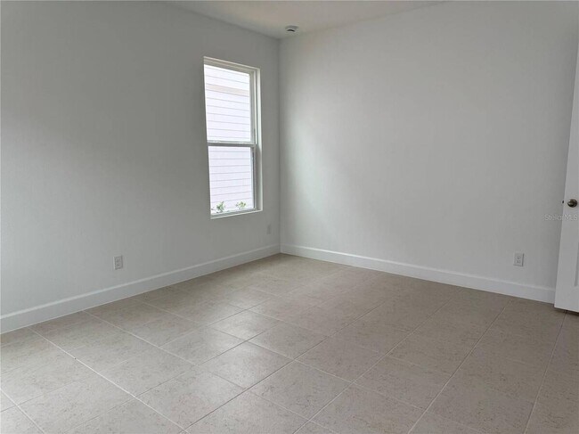 Building Photo - 2949 Sailhouse Dr