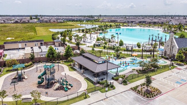 Building Photo - 15775 Cairnwell Bend Dr
