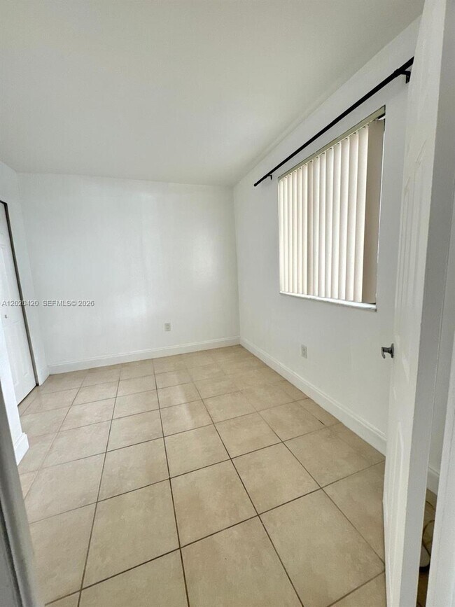 Building Photo - 8275 SW 152nd Ave