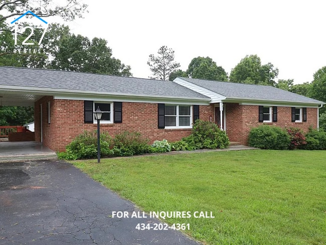 Primary Photo - Beautifully Renovated 3 Bedroom Home in Pr...