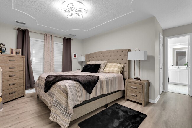 Building Photo - 136 Meadowside Ln