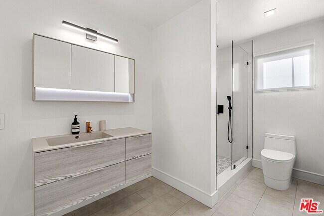 Building Photo - 21715 Rambla Vista