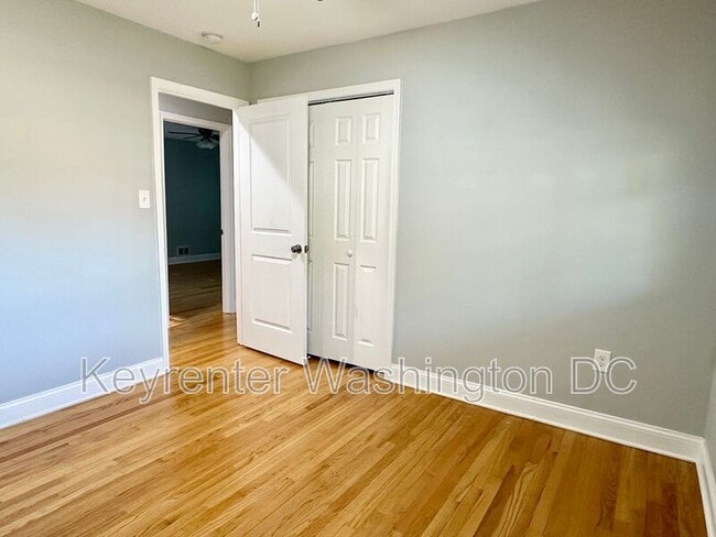Building Photo - 311 Lourdes Dr
