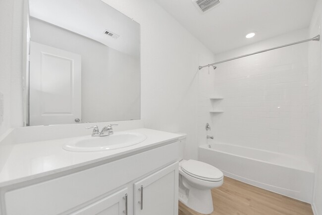 Building Photo - 10910 Bright Beacon Dr