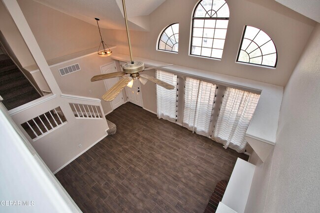 Building Photo - 11726 Stone Castle Dr