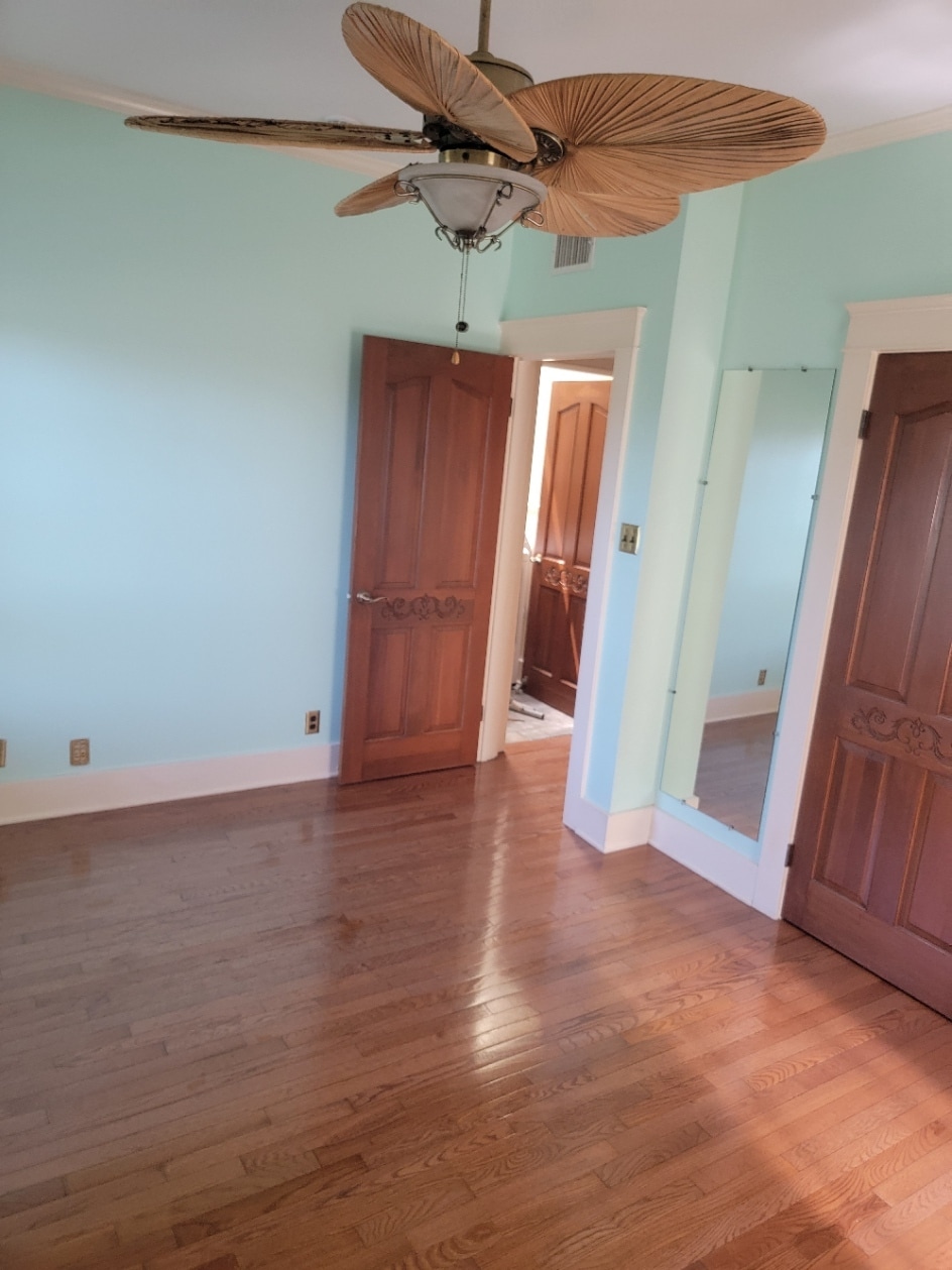 Bedroom enterance - 642 W 8th St