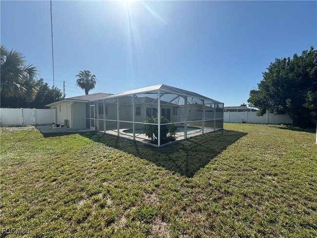 Building Photo - 1806 SE 15th Pl