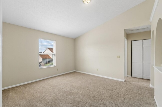 Building Photo - 4611 Thornoak Dr