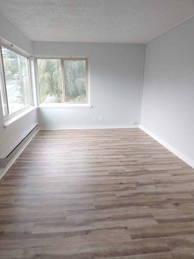 Interior Photo - The Norman Apartments