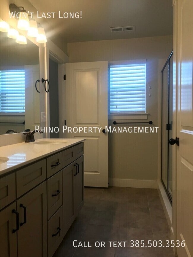 Building Photo - 4151 River Shade Ln