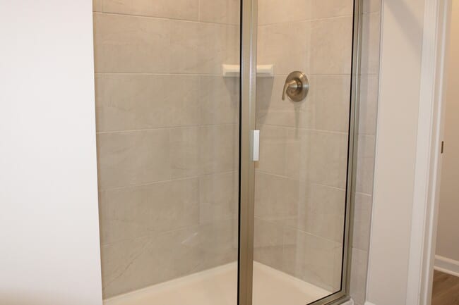 Building Photo - 832 Ottawa Dr