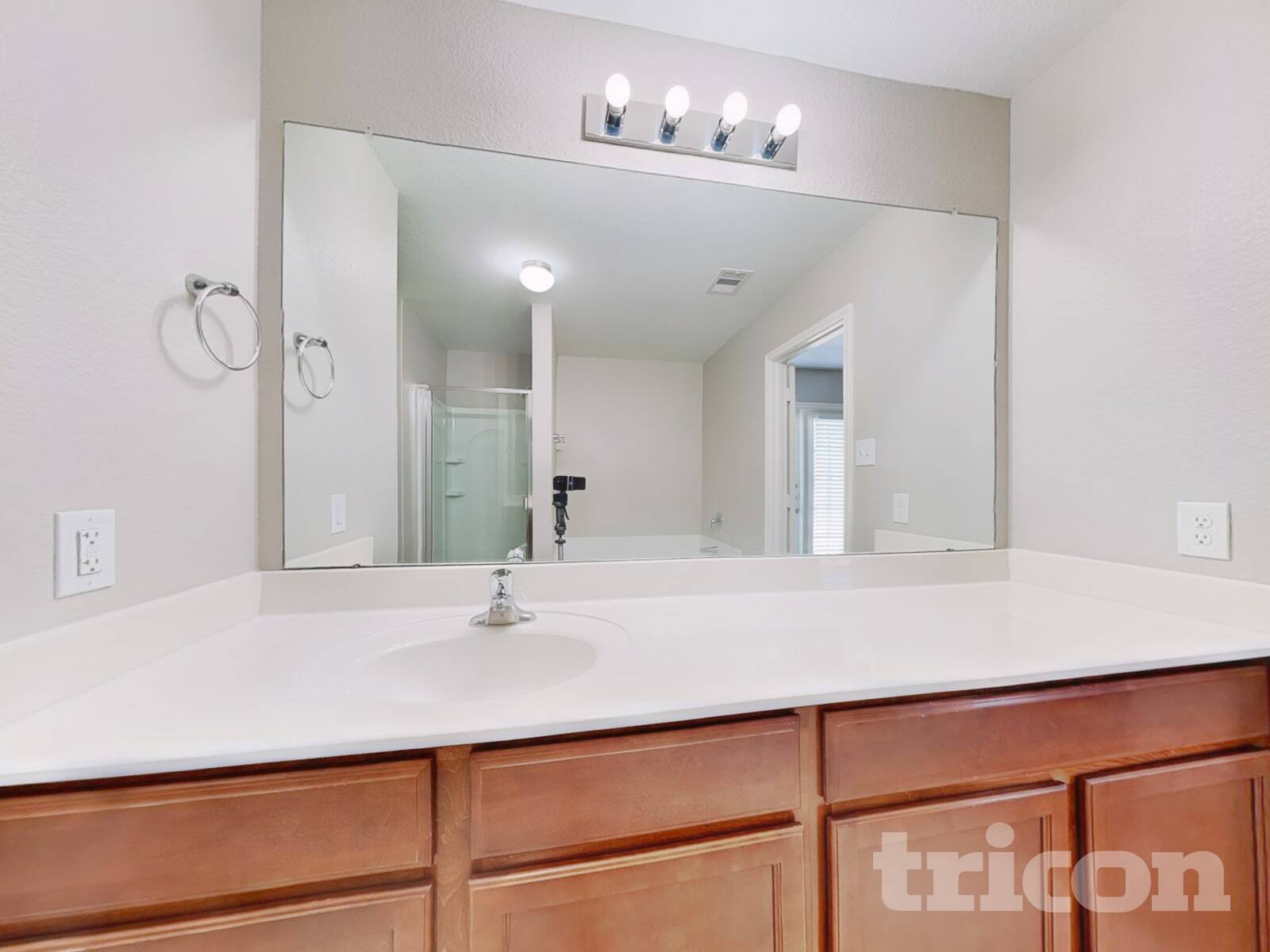 Building Photo - 417 Palomino Stand Dr