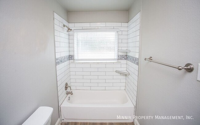 Building Photo - 4316 44th St