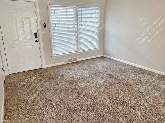 Building Photo - 3 br, 1 bath House - 5535 S Boston Pl