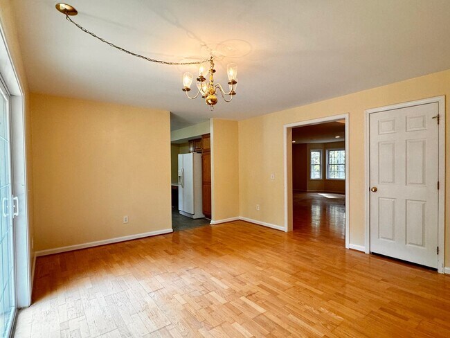 Building Photo - Log Home Nestled in the Woods, Albemarle County Location