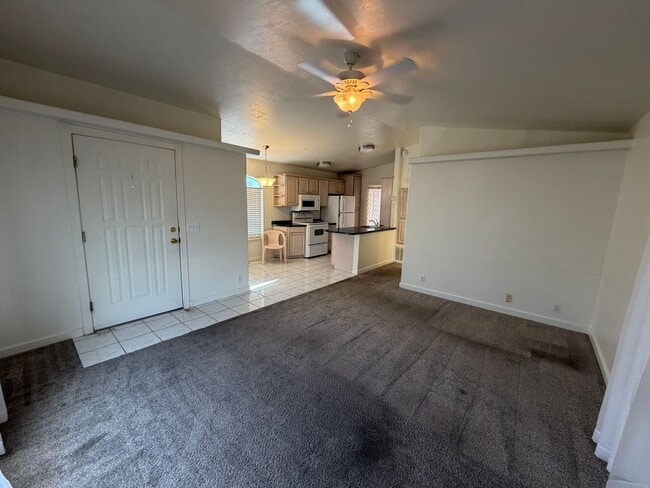 Building Photo - Cozy 1 Bed 1 Bath, 55+ Community