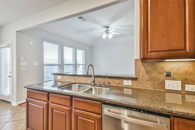 Building Photo - 9506 Gramond Hall Ct