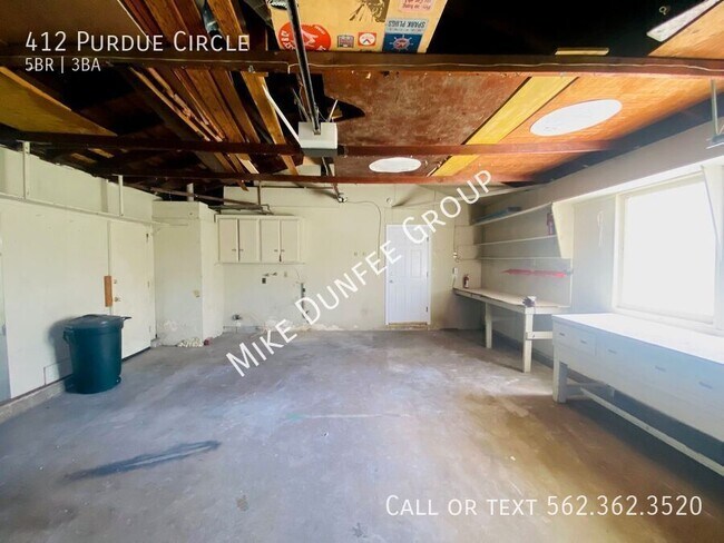 Building Photo - 412 Purdue Cir