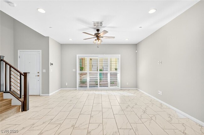 Building Photo - 1032 Via Panfilo Ave