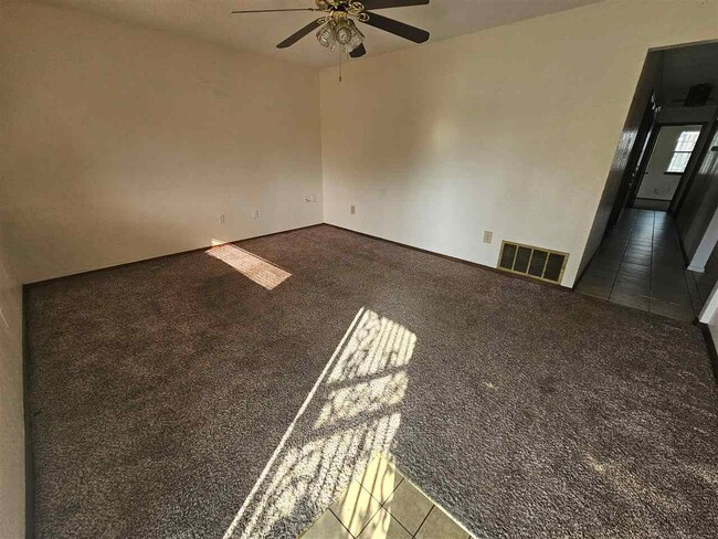 Building Photo - 2307 NW Terrace Hills Blvd