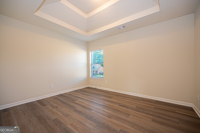 Building Photo - 813 Golden Isles Dr