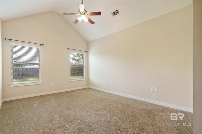Building Photo - 8795 Bainbridge Dr