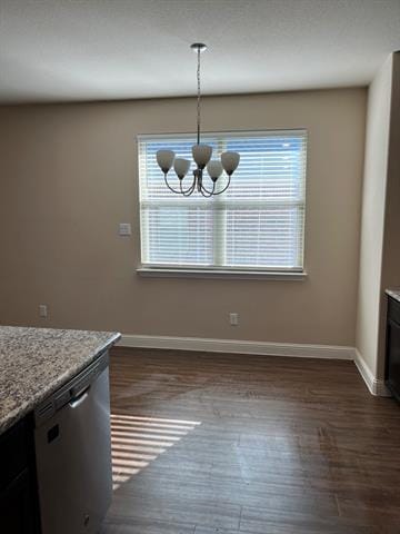 Building Photo - 8 Pleasant Valley