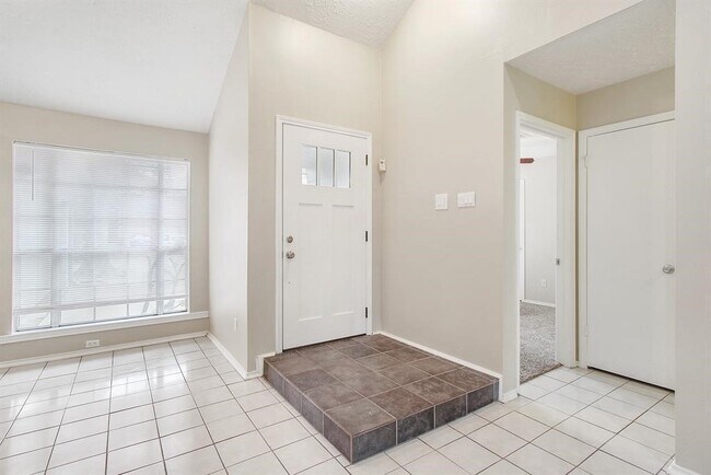Building Photo - 16834 Applecross Ln