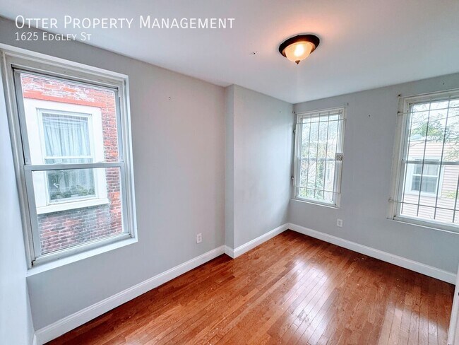 Building Photo - 1625 Edgley St