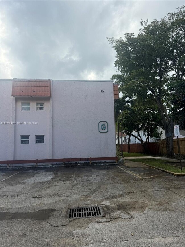 Building Photo - 7610 Stirling Rd