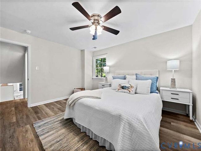 Building Photo - 10303 Edgebrook Ct