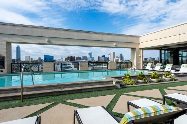 Building Photo - NOVEL River Oaks by Crescent Communities