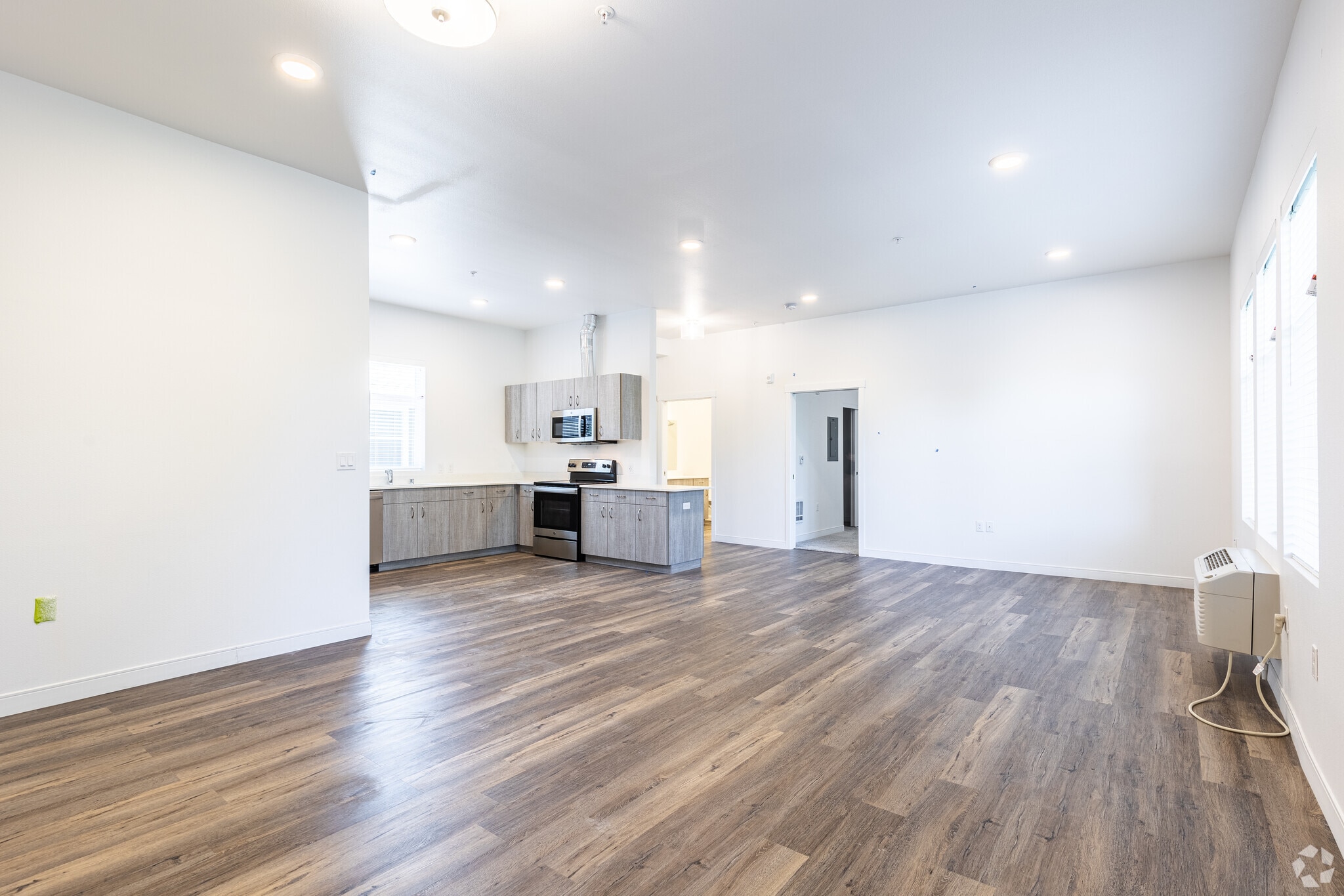 1BR, 1BA - 956 SF - 134th Street Lofts