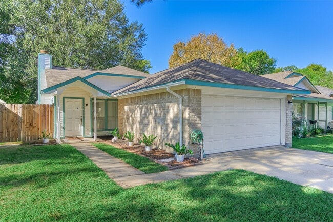 Building Photo - 23419 Summer Pine Dr