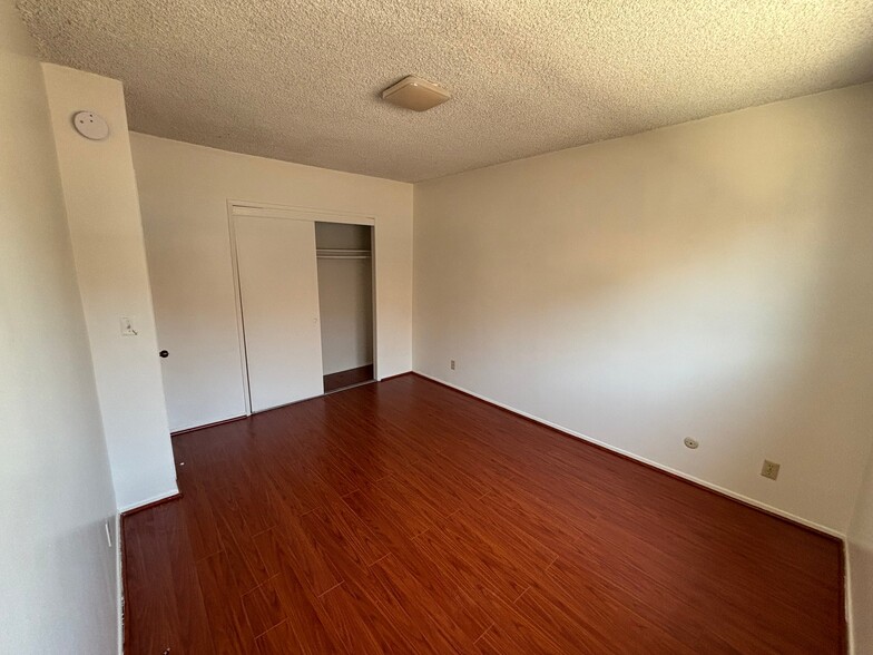 Building Photo - 5213 Meridian St