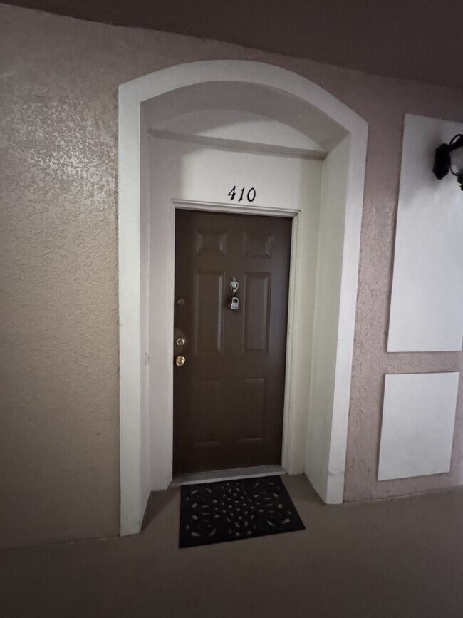 Building Photo - 3332 Robert Trent Jones Dr