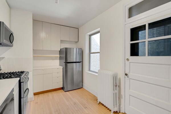 Building Photo - 847 S Humphrey Ave