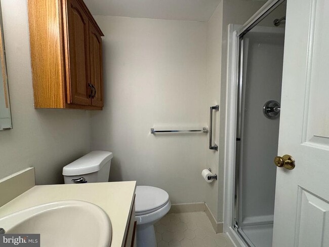 Building Photo - 301 SASSAFRAS Ct