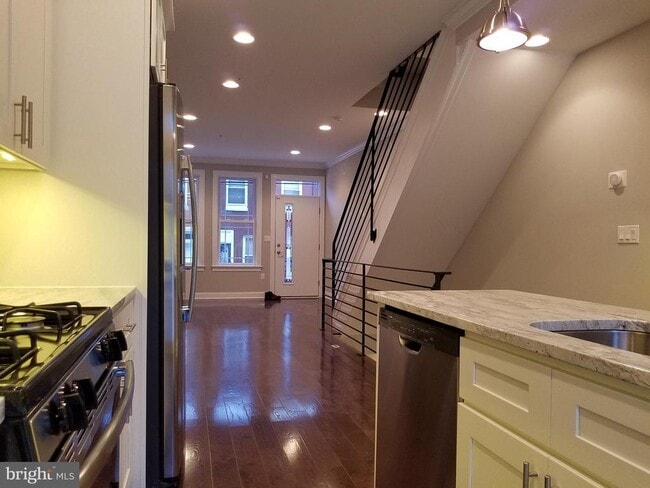 Building Photo - 1526 S Cleveland St