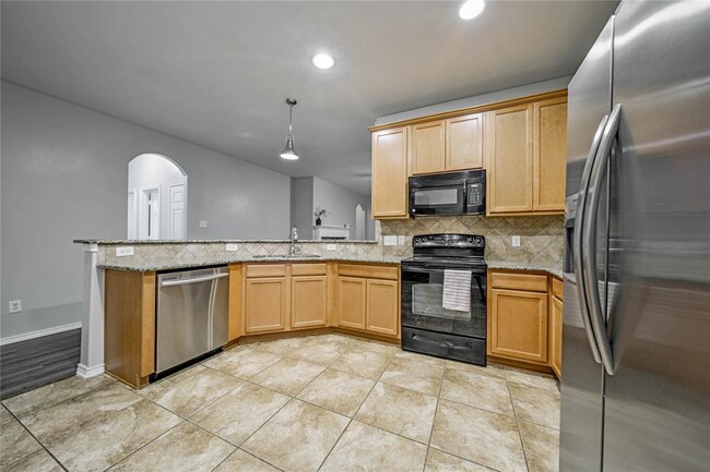 Building Photo - 3630 Avalon Spring Ln