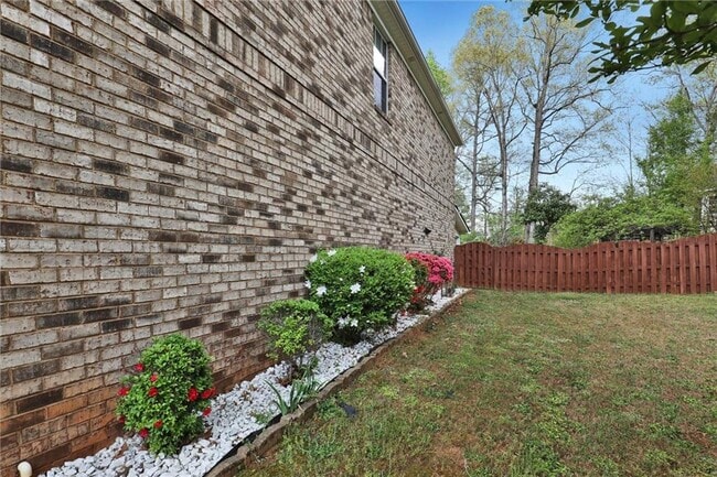 Building Photo - 159 Molly Way