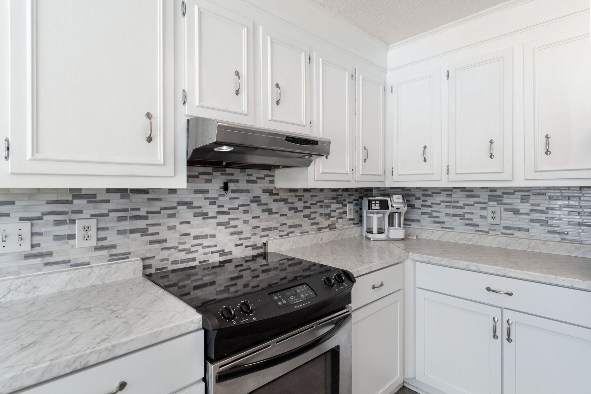 Building Photo - 12 Lighthouse Dr