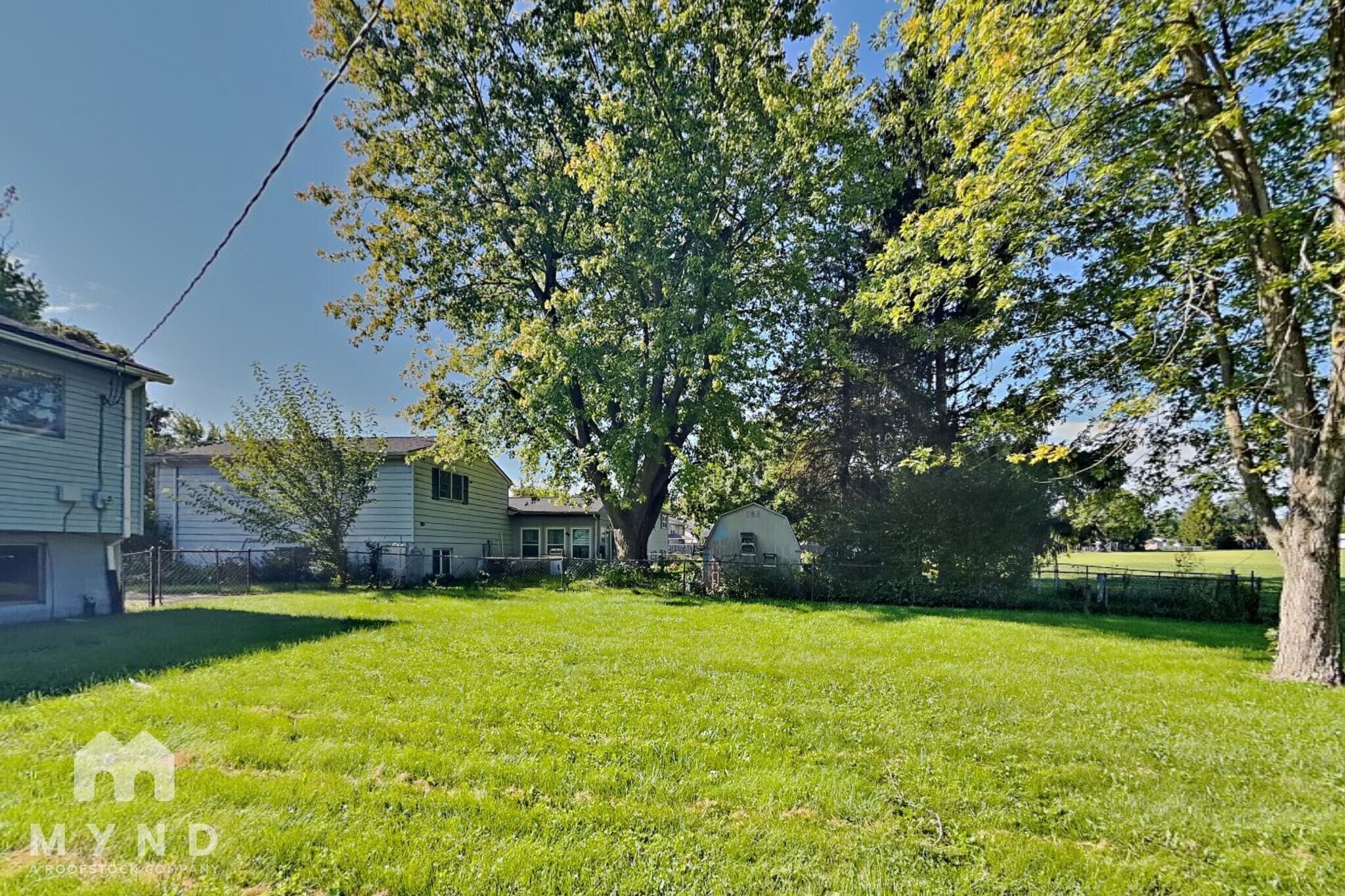 Building Photo - 217 Parkdale Dr