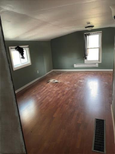 Building Photo - 758 S Huth Rd