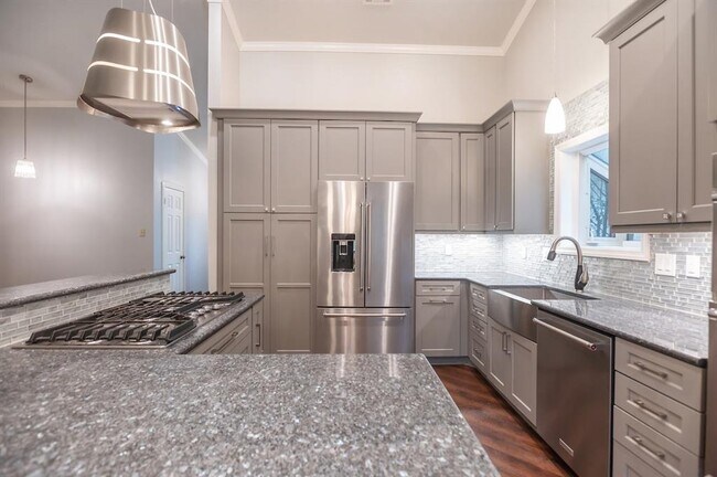 Building Photo - 3511 Lovage Dr