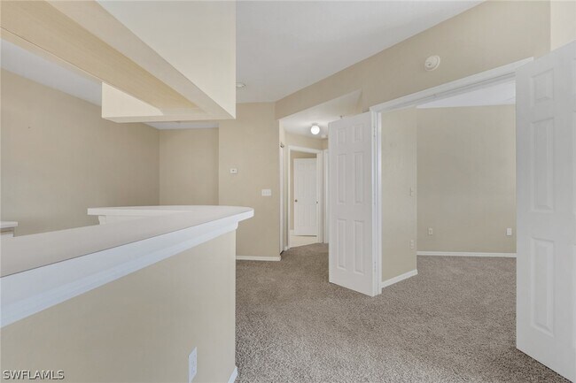 Building Photo - 6321 Aragon Way