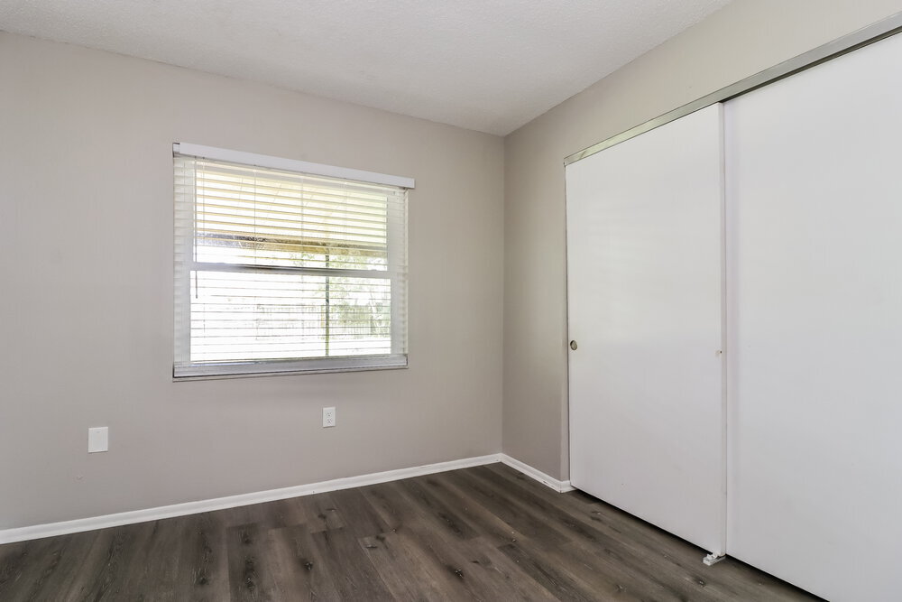 Building Photo - 706 Hazy Meadow Ct