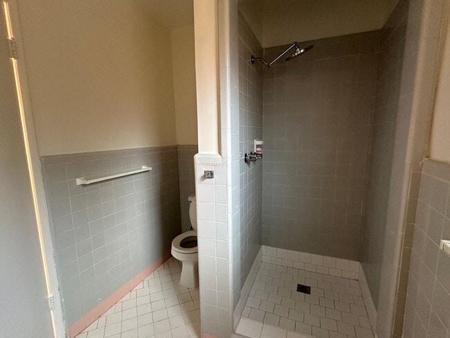 Building Photo - GORGEOUS Los Feliz PRIME 3 Bed Home for Lease NOW Limited Showings!!!