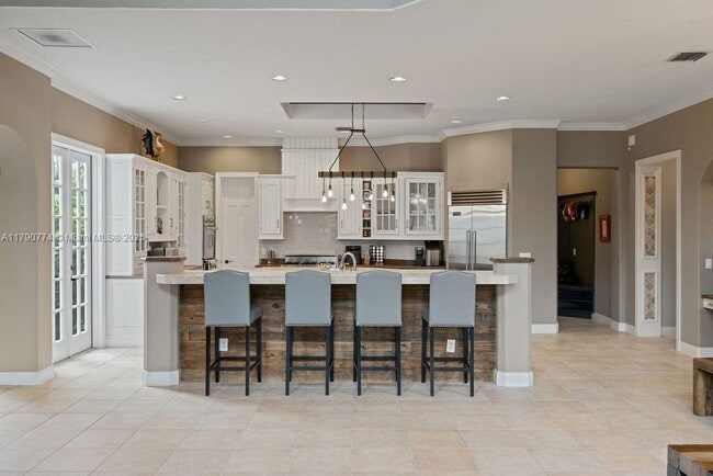 Building Photo - 2357 Alaqua Dr