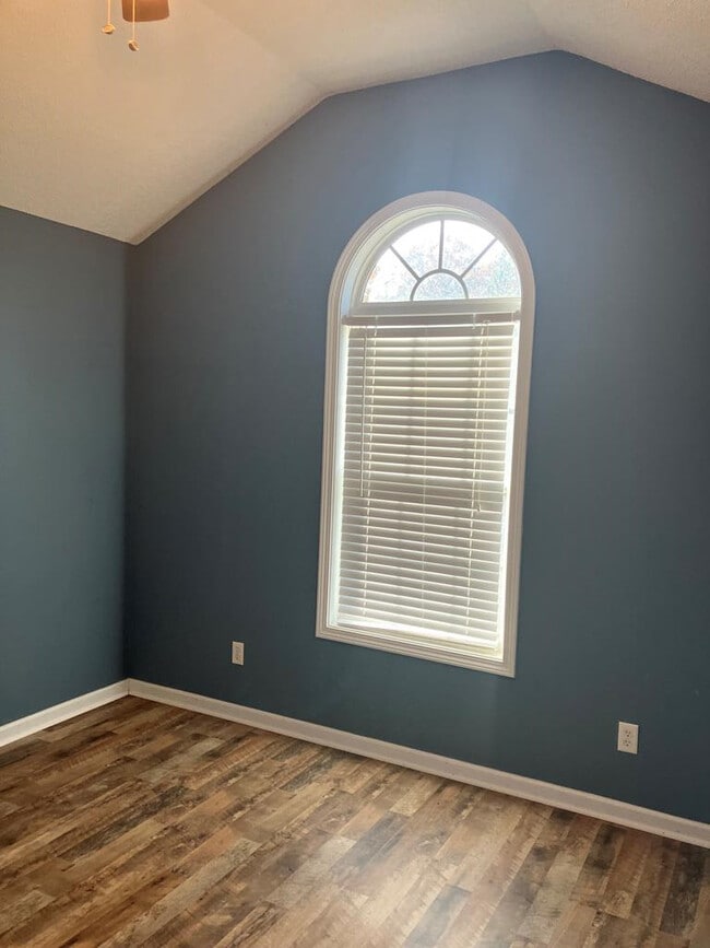 Building Photo - 2745 Navigator Cir